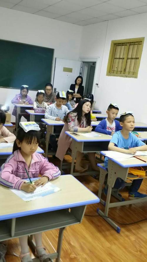 成都金钥匙培训学校学费多少钱