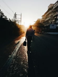 梦想的引擎，小伙从初中起攒钱，几年后圆梦机车之旅